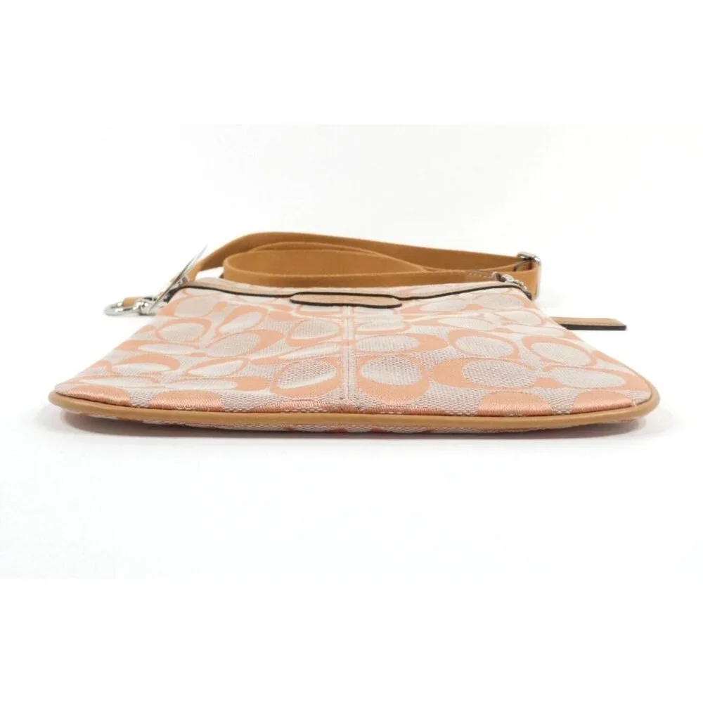 Coach Penelope Signature Tangerine Swingpack NWT‎ F43631